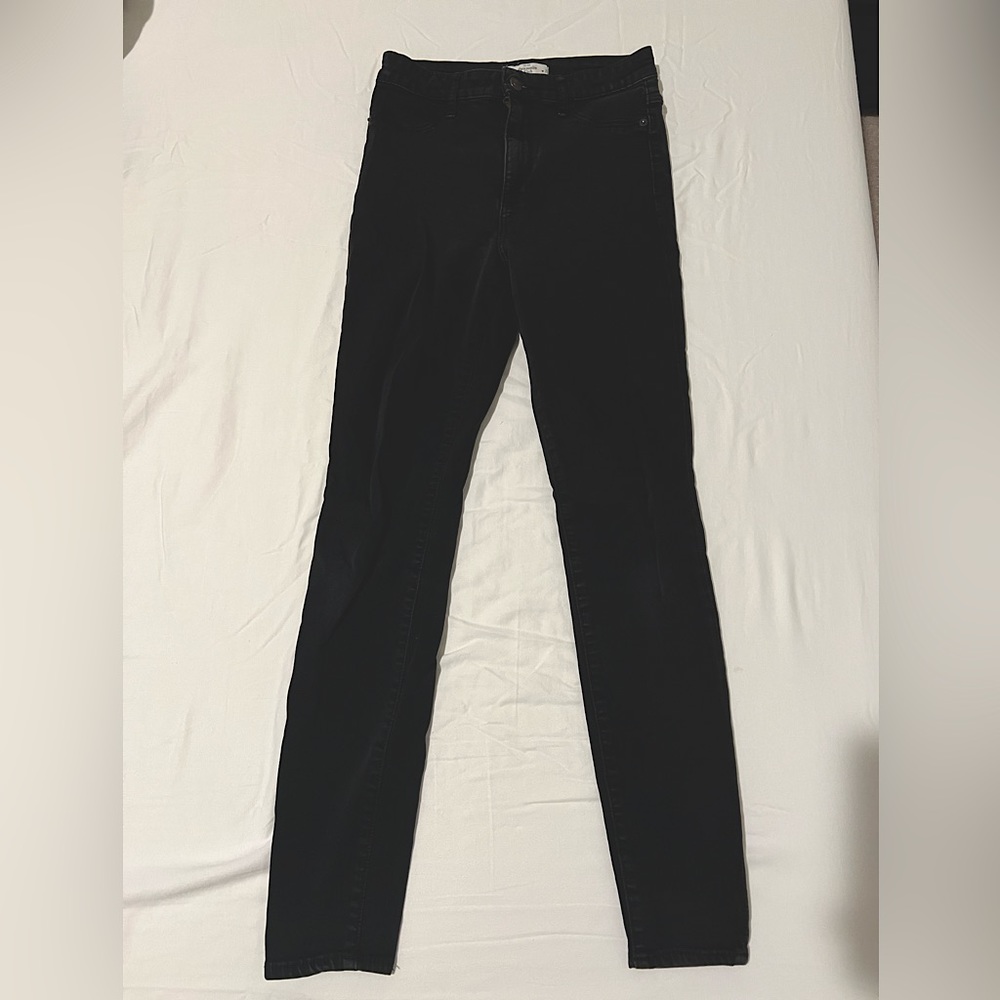 Black Abercrombie Women’s Skinny Jeans
